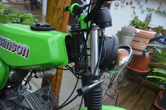 Grünes Motorrad